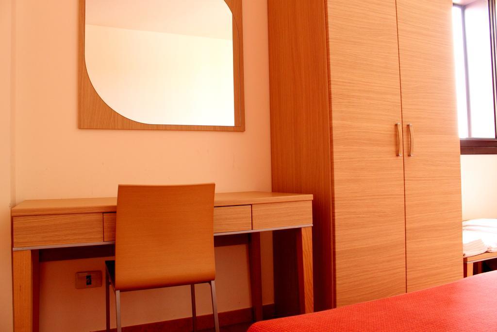 Poseidon Hotel Ispica Buitenkant foto